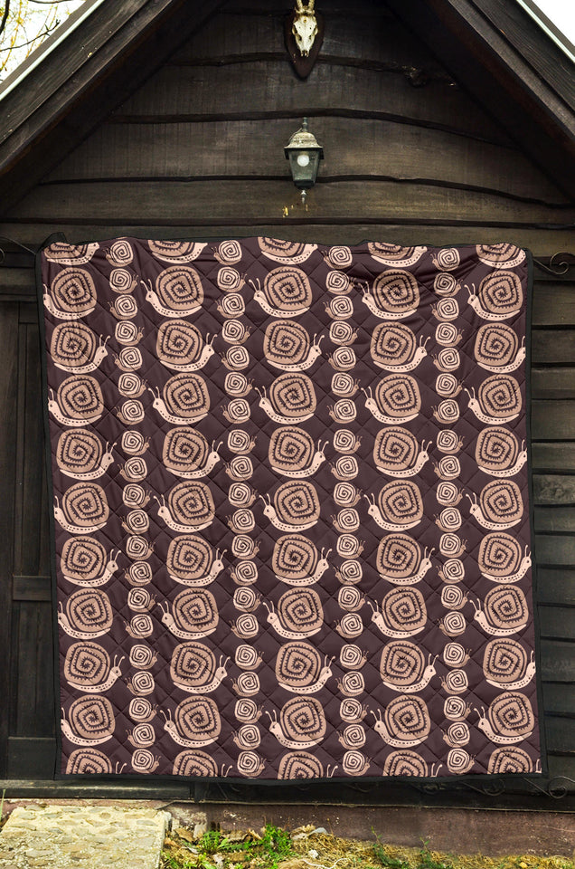 Snail Pattern Print Design 03 Premium Quilt