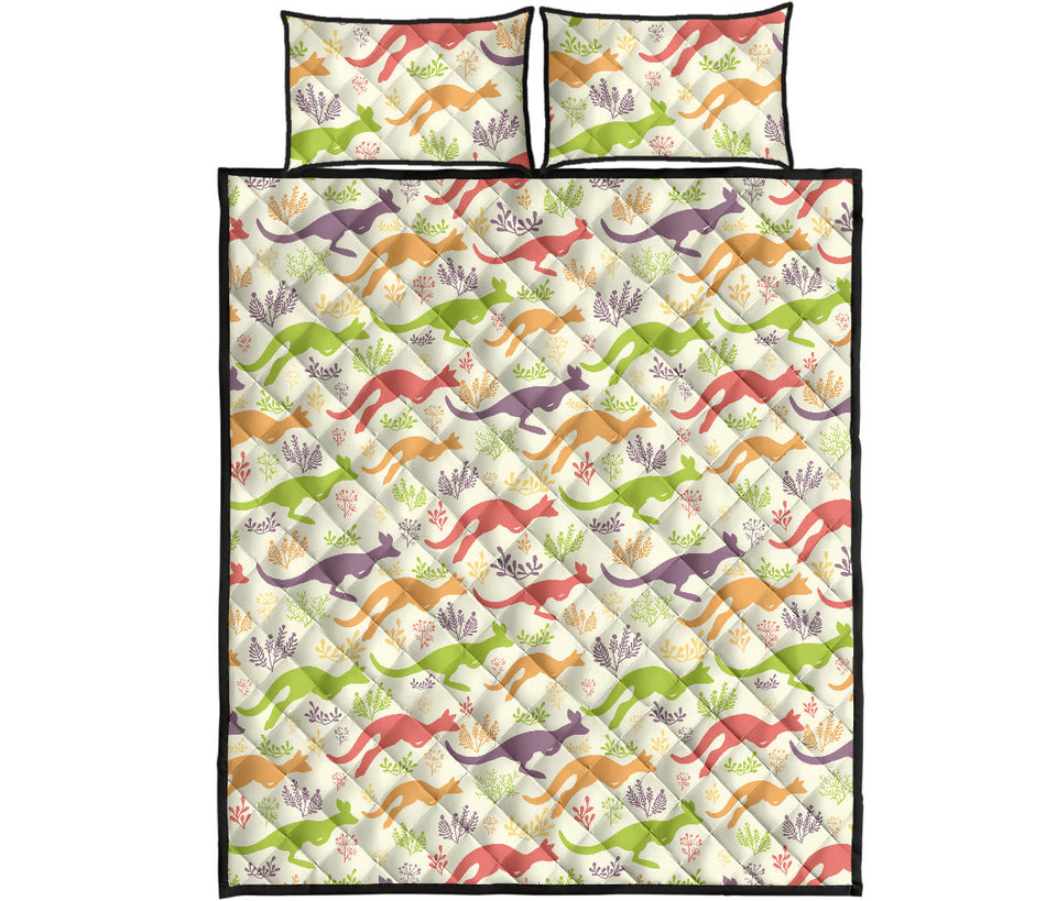 Colorful Kangaroo Pattern Quilt Bed Set