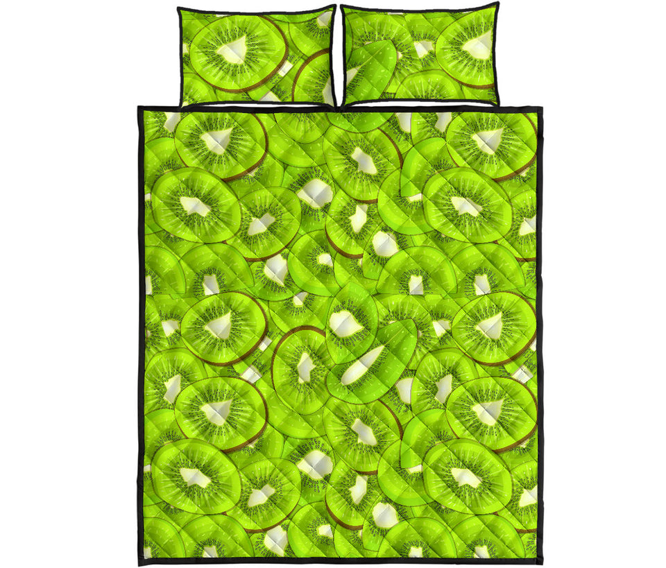 Sliced Kiwi Pattern Quilt Bed Set