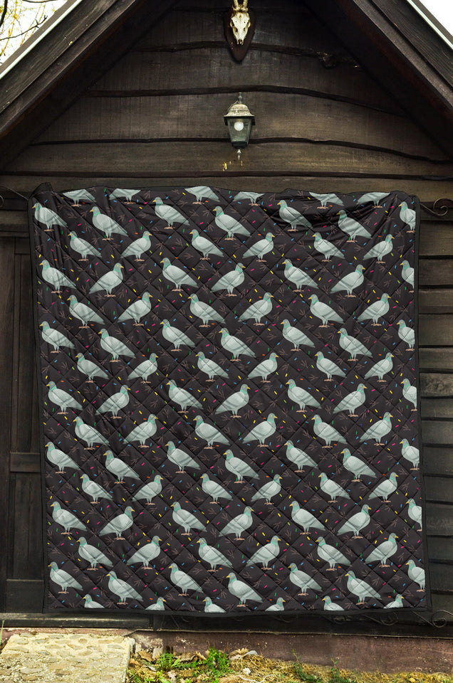 Pigeon Pattern Print Design 01 Premium Quilt