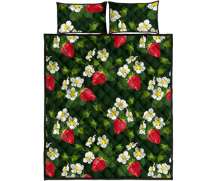 Strawberry Pattern Background Quilt Bed Set