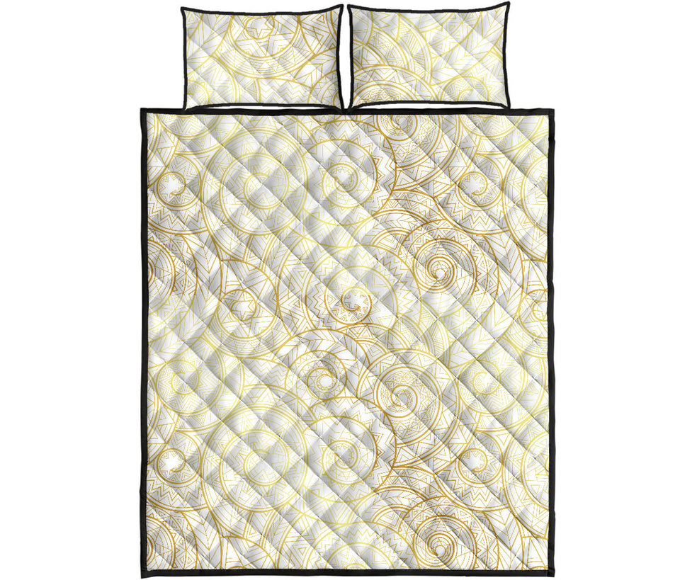 Shell Tribal Pattern Quilt Bed Set