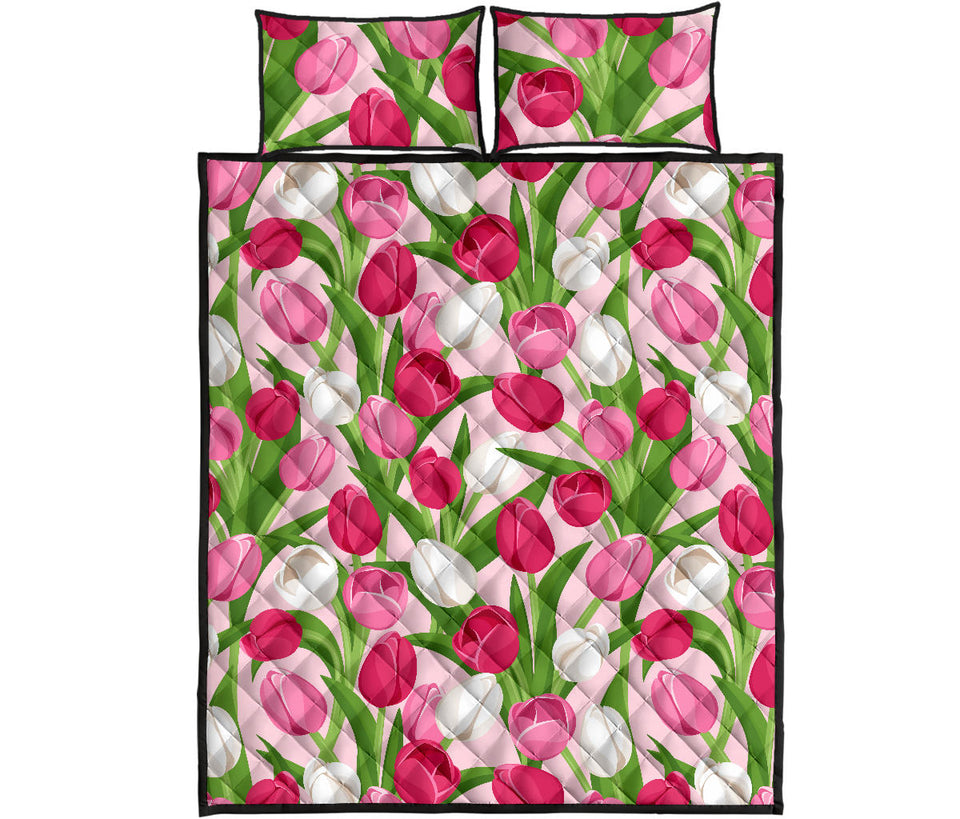 Pink White Tulip Pattern Quilt Bed Set