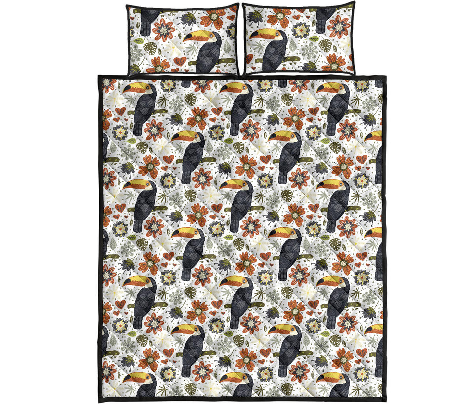 Toucan Flower Pattern Quilt Bed Set