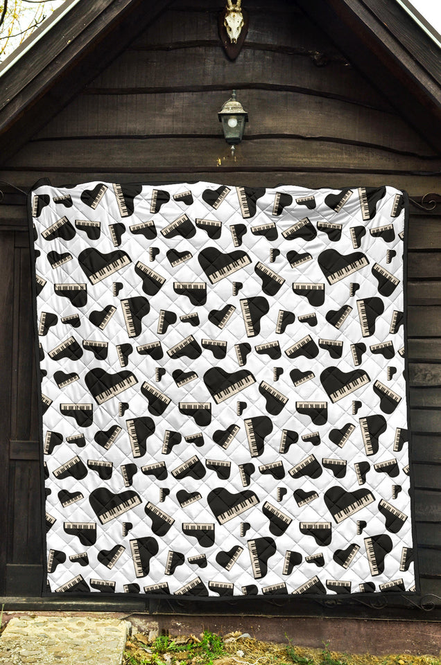 Piano Pattern Print Design 02 Premium Quilt