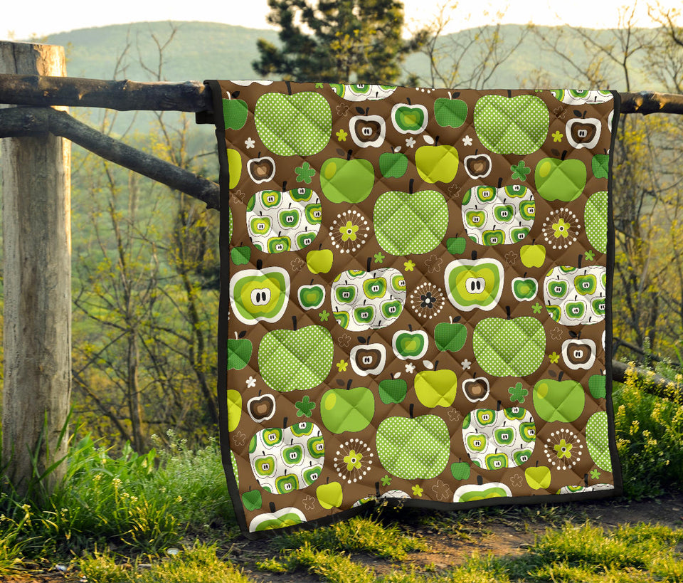 Green Apple Pattern Premium Quilt